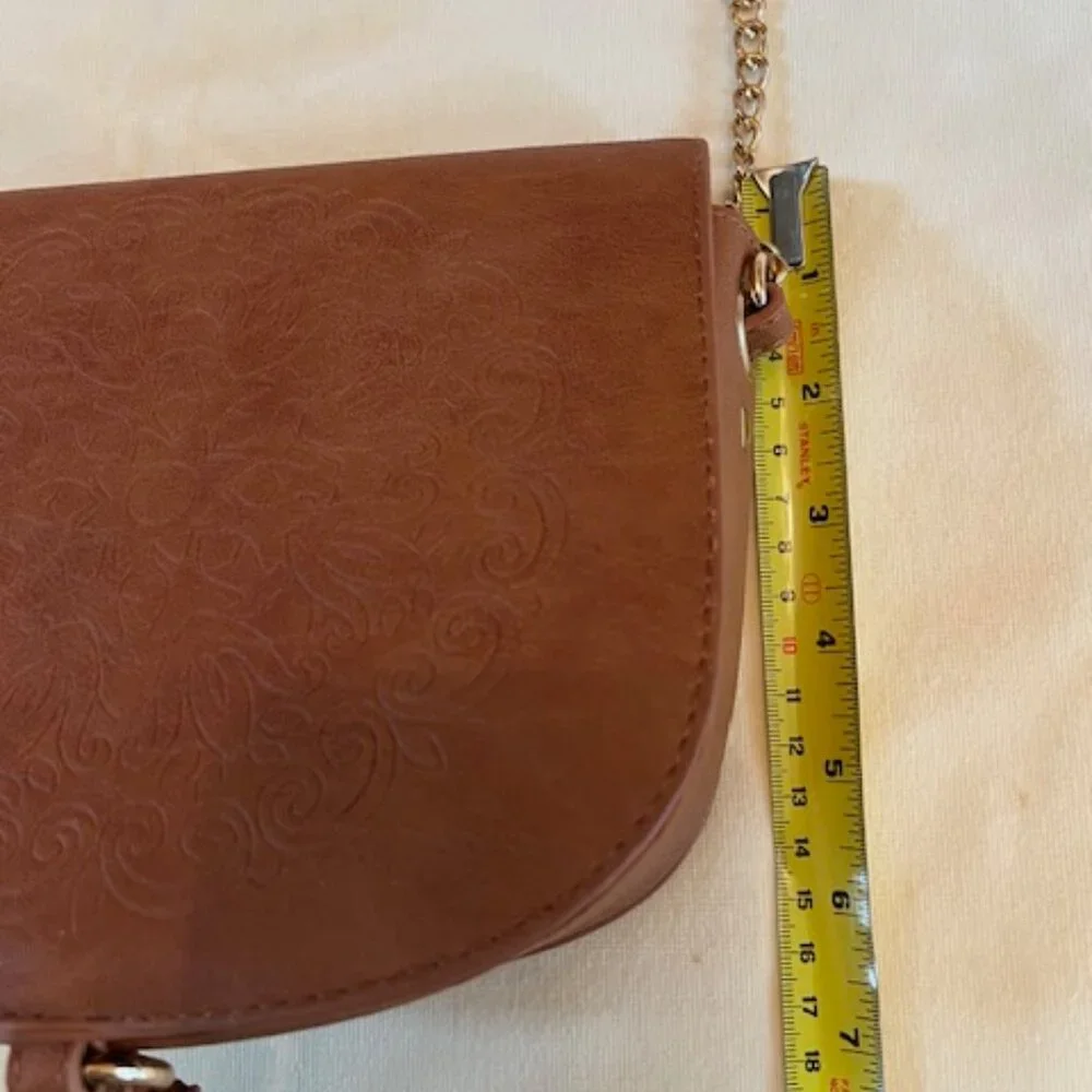 LAURA JANELLE | Crossbody Bag Mandala embossed Southwestern. Vegan-NEW